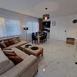 アパート M&m Pine Tree House Zielona 3a *